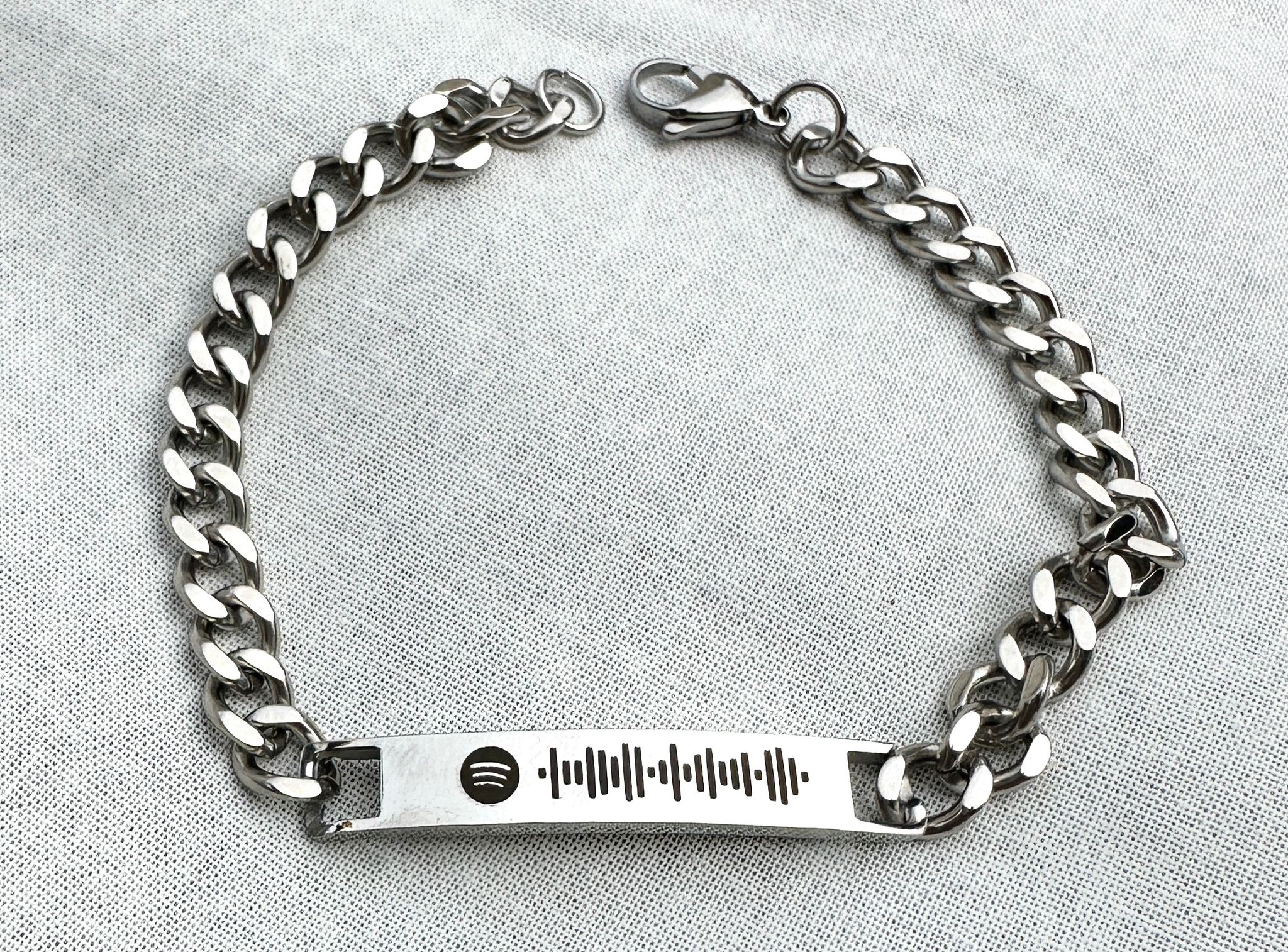 סט צמידים זוגי עם חריטה אישית