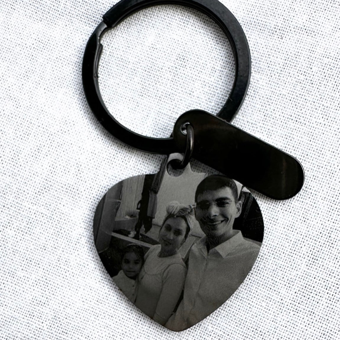 מחזיק מפתחות לב עם חריטה אישית